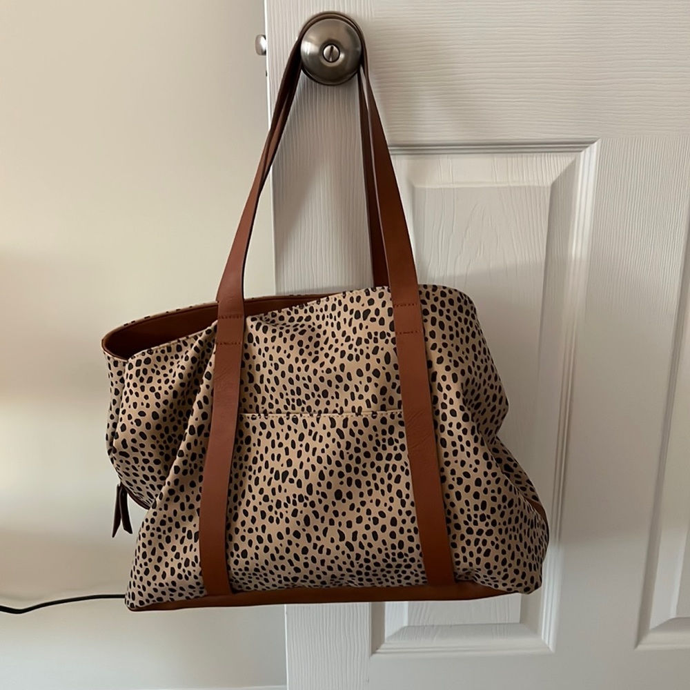 Universal Thread Tote Bag